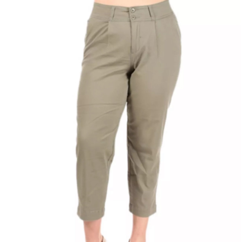 Celebrity Pink - Green Cropped Pants 18 Size (Women)